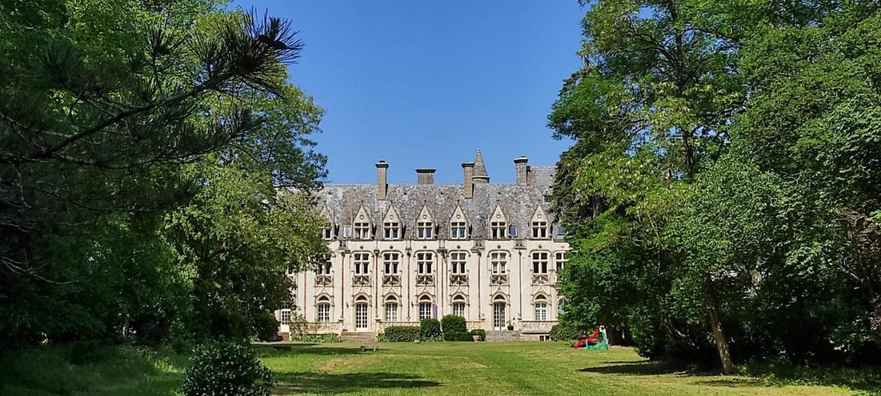 Charmant Studio Au Calme Tout Confort Dans Chateau Neo Gothique Proche Zenith Comet Orleans Parking Voiture Gratuit Wifi Haut Debit Rue Des Montees ภายนอก รูปภาพ